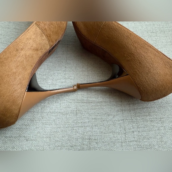 Donald J. Pliner BraveSP Tan Brown Calf Hair Heels Pumps Womens Size 6.5 - Picture 6 of 15